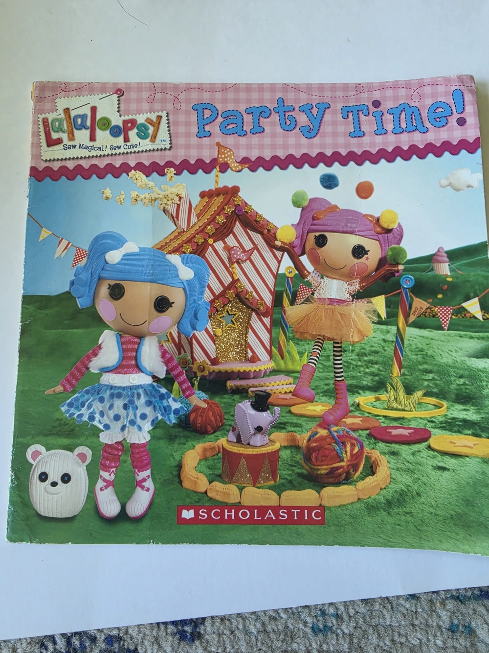 Scholastic Lalaloopsy Party Time Book 2011,